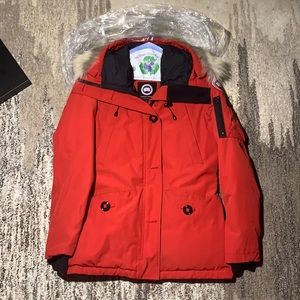 Red Canada Goose Montebello Parka size medium